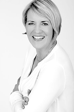 Fotografie Christine Krieger Fotograf Löhne Bad Oeynhausen Herford Fotostudio hochwertige Hochzeitsfotos exklusive Bewerbungsfotos. Familienfotos, Kinderbilder und Portraits sowie Babyfotos, Business Fotos und mehr.