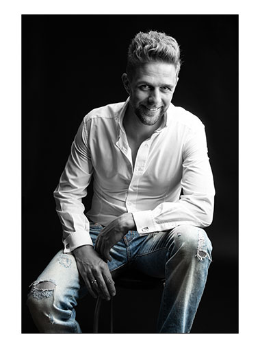 Fotografie Christine Krieger Fotograf Löhne Bad Oeynhausen Herford Fotostudio hochwertige Hochzeitsfotos exklusive Bewerbungsfotos. Familienfotos, Kinderbilder und Portraits sowie Babyfotos, Business Fotos und mehr.