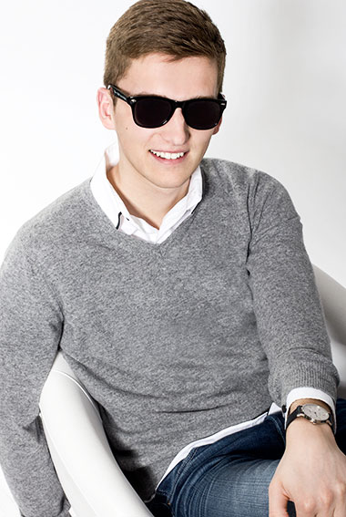 Fotografie Christine Krieger Fotograf Löhne Bad Oeynhausen Herford Fotostudio hochwertige Hochzeitsfotos exklusive Bewerbungsfotos. Familienfotos, Kinderbilder und Portraits sowie Babyfotos, Business Fotos und mehr.