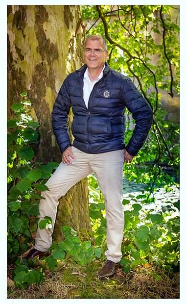 Fotografie Christine Krieger Fotograf Löhne Bad Oeynhausen Herford Fotostudio hochwertige Hochzeitsfotos exklusive Bewerbungsfotos. Familienfotos, Kinderbilder und Portraits sowie Babyfotos, Business Fotos und mehr.