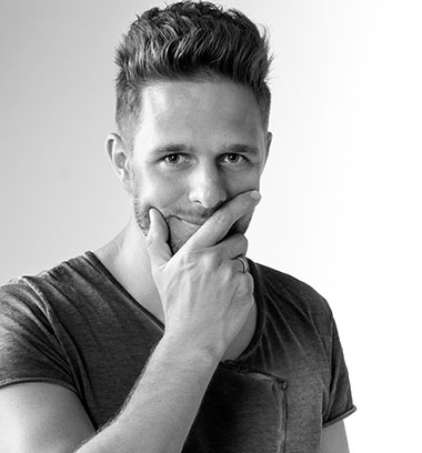 Fotografie Christine Krieger Fotograf Löhne Bad Oeynhausen Herford Fotostudio hochwertige Hochzeitsfotos exklusive Bewerbungsfotos. Familienfotos, Kinderbilder und Portraits sowie Babyfotos, Business Fotos und mehr.