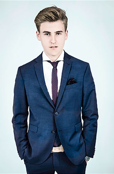 Fotografie Christine Krieger Fotograf Löhne Bad Oeynhausen Herford Fotostudio hochwertige Hochzeitsfotos exklusive Bewerbungsfotos. Familienfotos, Kinderbilder und Portraits sowie Babyfotos, Business Fotos und mehr.