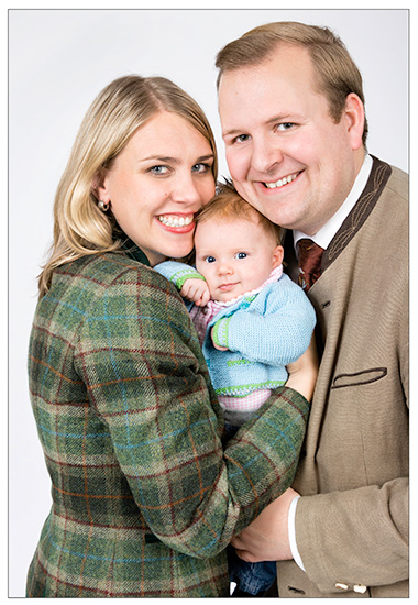 Fotografie Christine Krieger Fotograf Löhne Bad Oeynhausen Herford Fotostudio hochwertige Hochzeitsfotos exklusive Bewerbungsfotos. Familienfotos, Kinderbilder und Portraits sowie Babyfotos, Business Fotos und mehr.