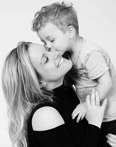 Fotografie Christine Krieger Fotograf Löhne Bad Oeynhausen Herford Fotostudio hochwertige Hochzeitsfotos exklusive Bewerbungsfotos. Familienfotos, Kinderbilder und Portraits sowie Babyfotos, Business Fotos und mehr.