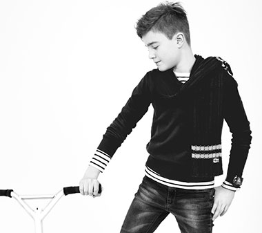 Fotografie Christine Krieger Fotograf Löhne Bad Oeynhausen Herford Fotostudio hochwertige Hochzeitsfotos exklusive Bewerbungsfotos. Familienfotos, Kinderbilder und Portraits sowie Babyfotos, Business Fotos und mehr.