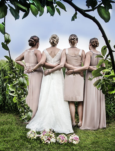 Fotografie Christine Krieger Fotograf Löhne Bad Oeynhausen Herford Fotostudio hochwertige Hochzeitsfotos exklusive Bewerbungsfotos. Familienfotos, Kinderbilder und Portraits sowie Babyfotos, Business Fotos und mehr.